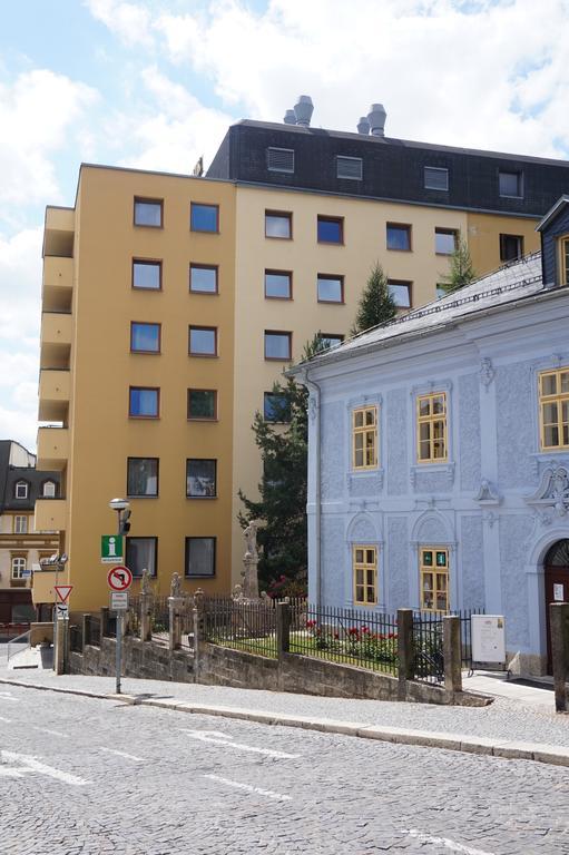 Hotel Merkur -